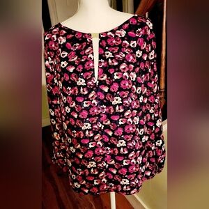 LRL BLOUSE WITH GOLD BAR NECK CLOSURE.